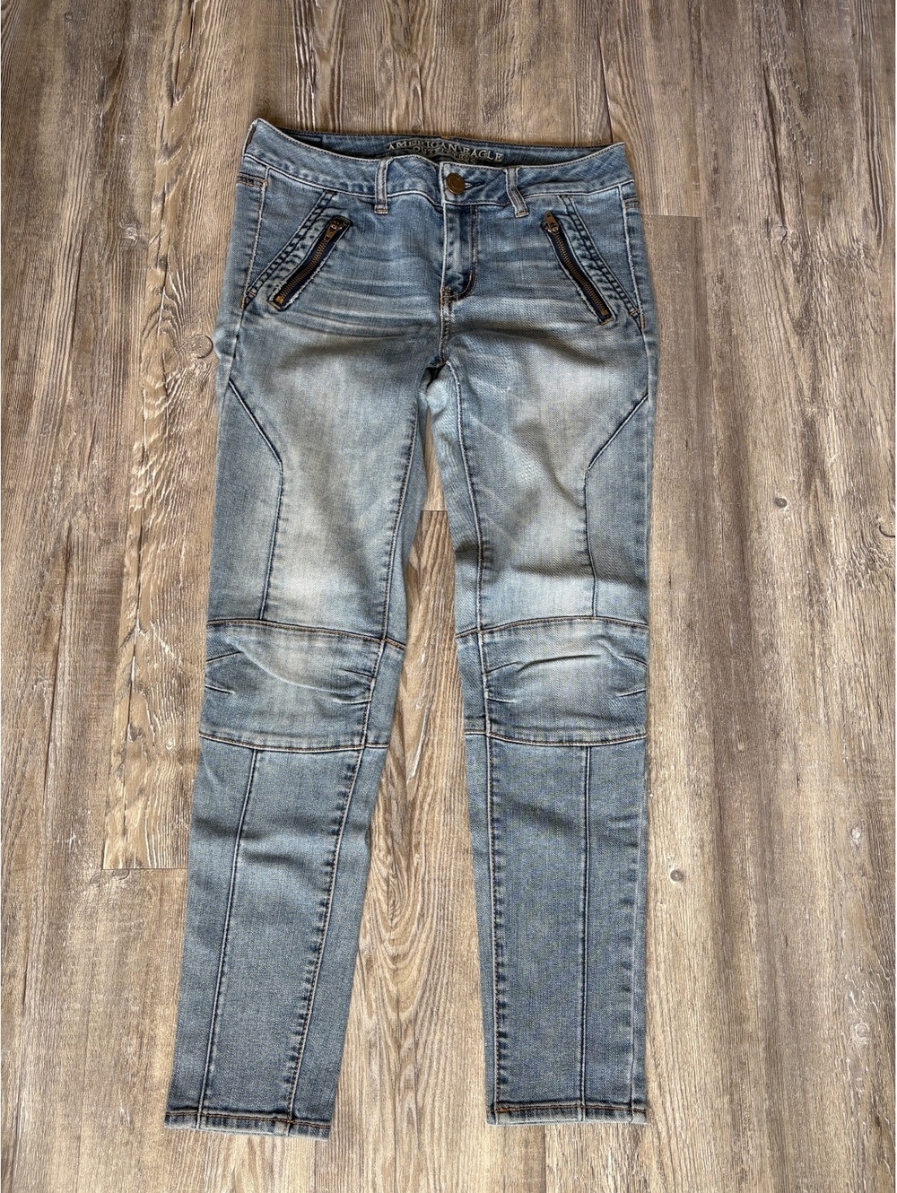 American Eagle Jegging Ankle Super Stretch Moto Jeans, Light Wash Zip Pockets